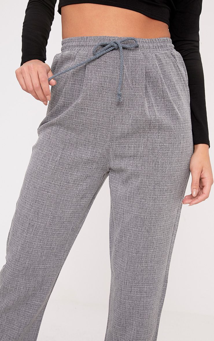 Diya Grey Smart Jogger Trousers PrettylittleThing PrettyLittleThing
