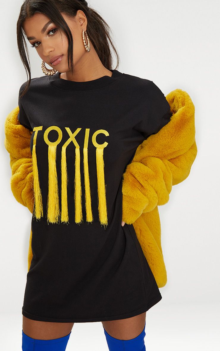 T-Shirt Dress | Oversized & Slogan Dresses | PrettyLittleThing