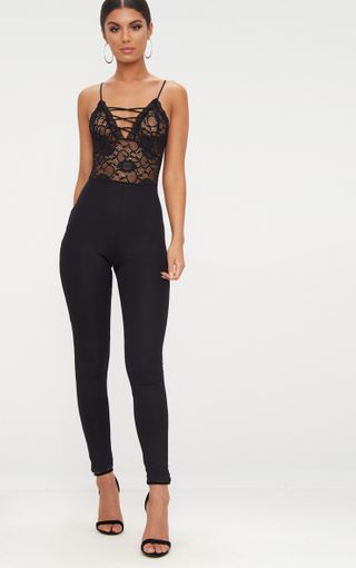 Shape khaki halterneck lace tie back bralet knobs description