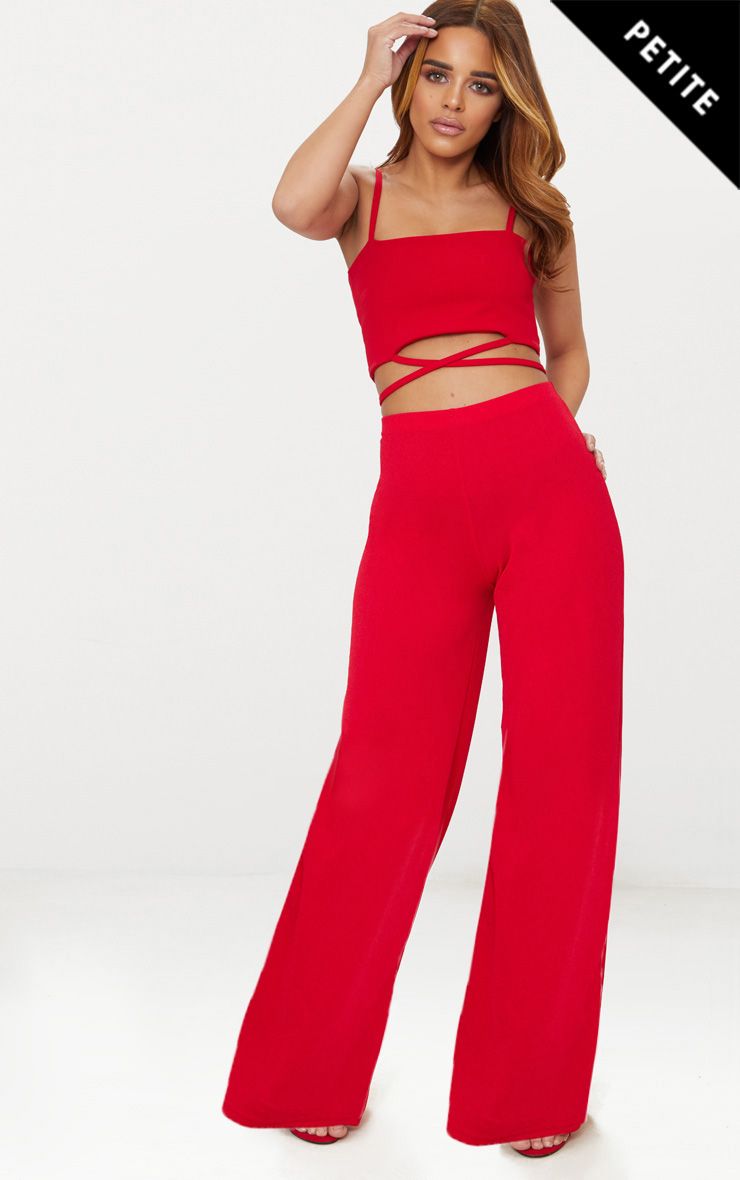 red trousers petite