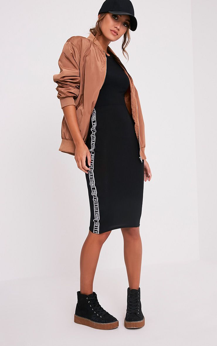 Elyza Black Buckle Side Midi Skirt Skirts PrettylittleThing UK