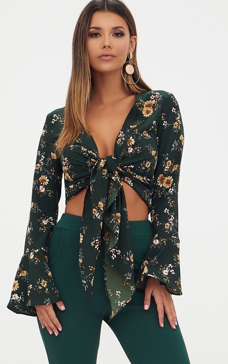 Floral Tops | Floral Shirts & Blouses | PrettyLittleThing