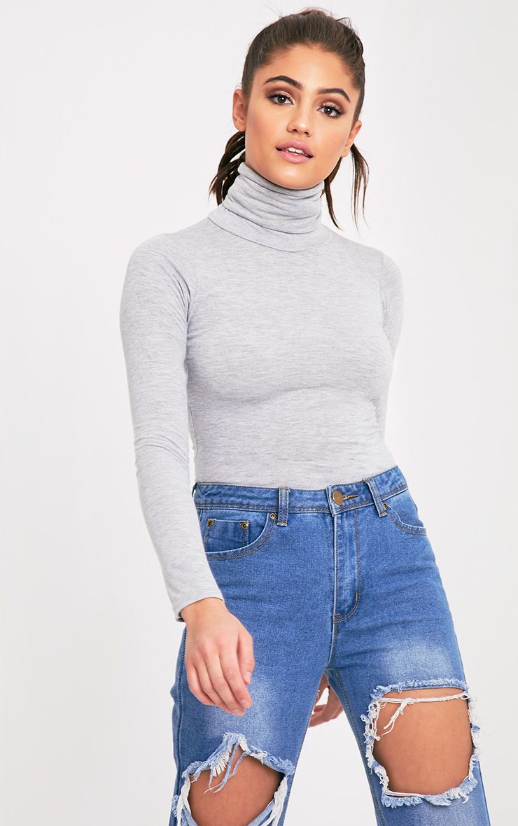 Shop By Style A roll neck jumper is an incredibly versatile garment; effortlessly bridging the gap between formal and informal. Pair a fine gauge roll neck with a pencil skirt for a sophisticated way to flatter your figure.